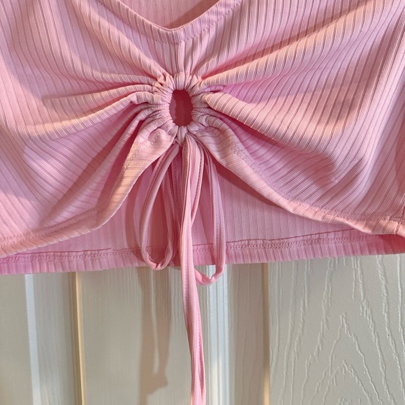 Super cute Ardene top in size medium. Never worn. - Picture 2 of 3